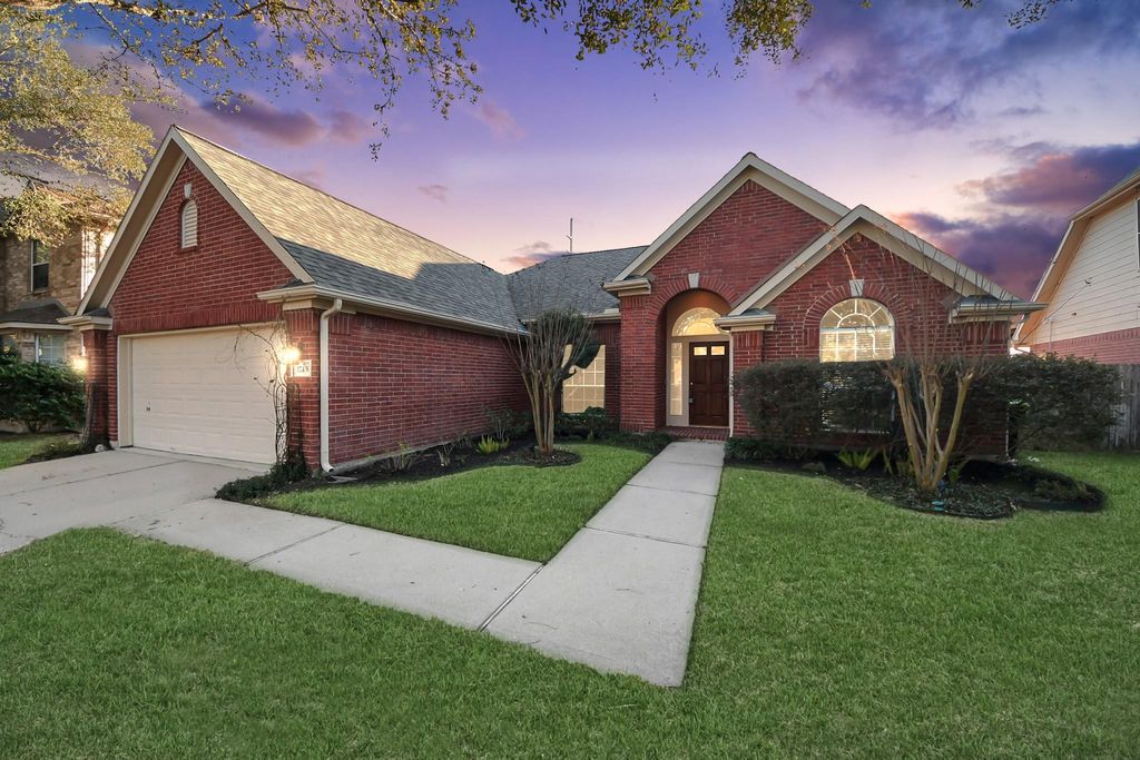 Photo of 17439 Aspen Ridge Court, Richmond, TX 77407 (MLS # 52286026)