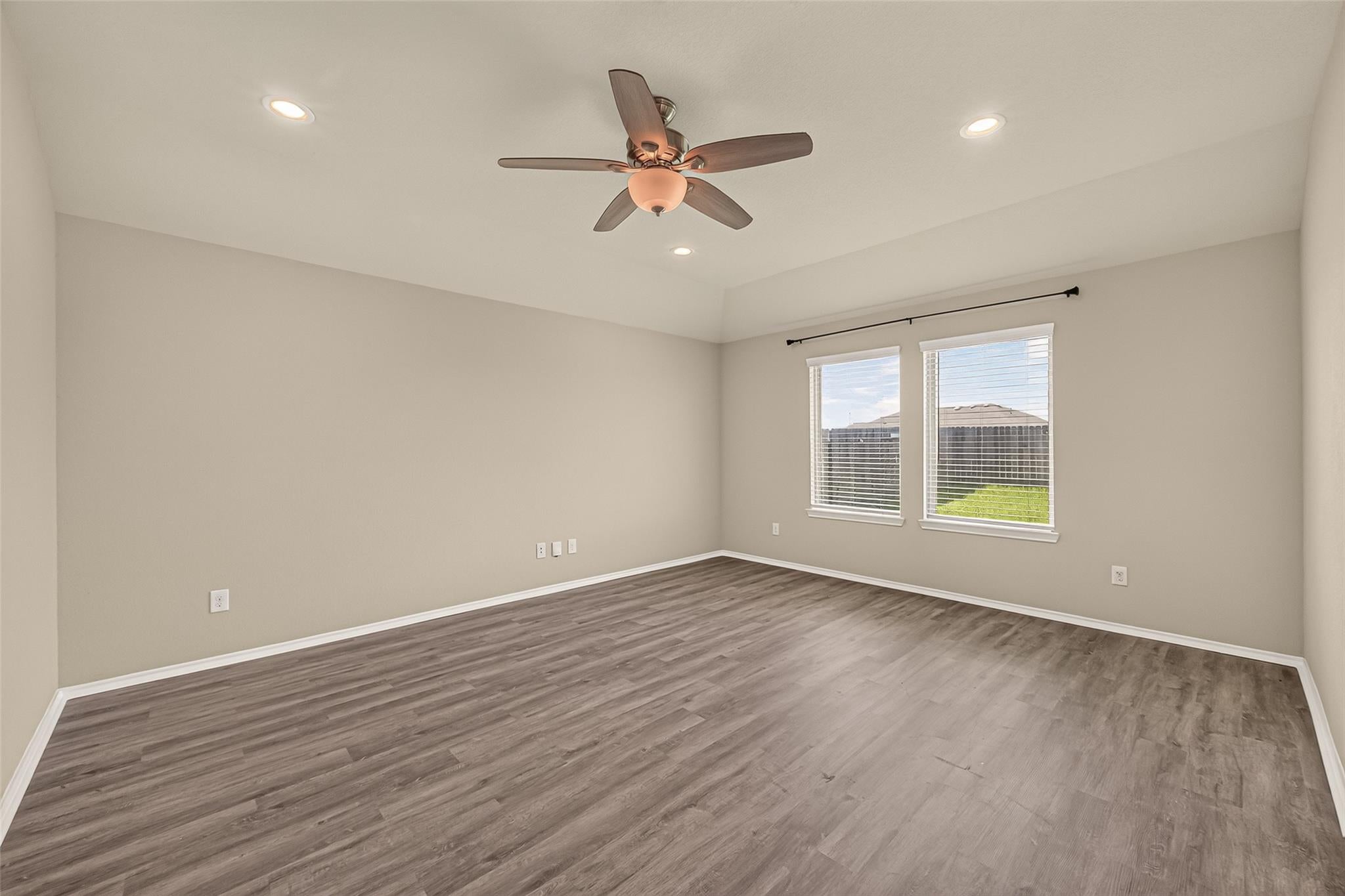 21606 Victoria Harbor Drive