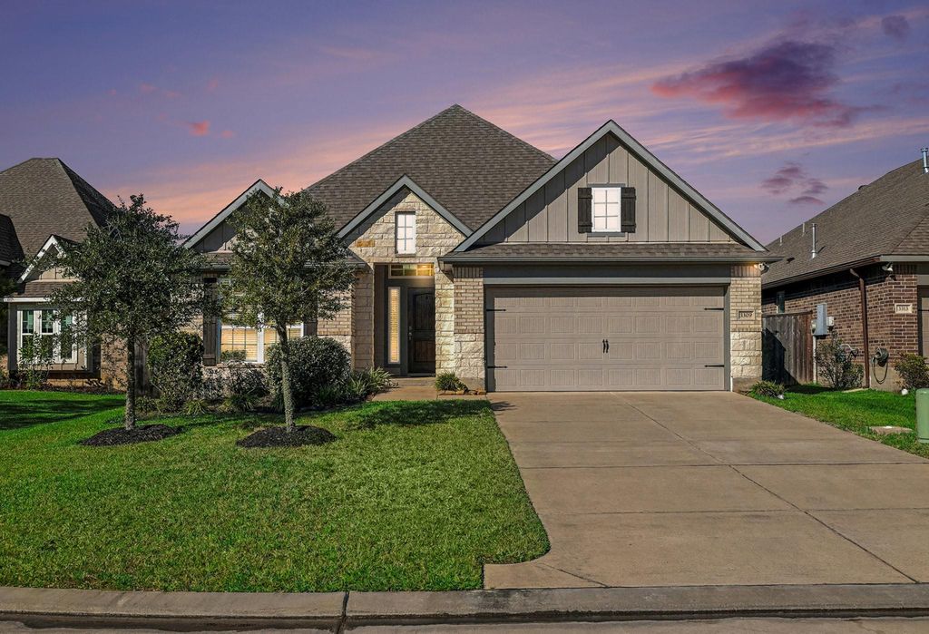Photo of 3309 Rolling View Court, Conroe, TX 77301 (MLS # 18386801)