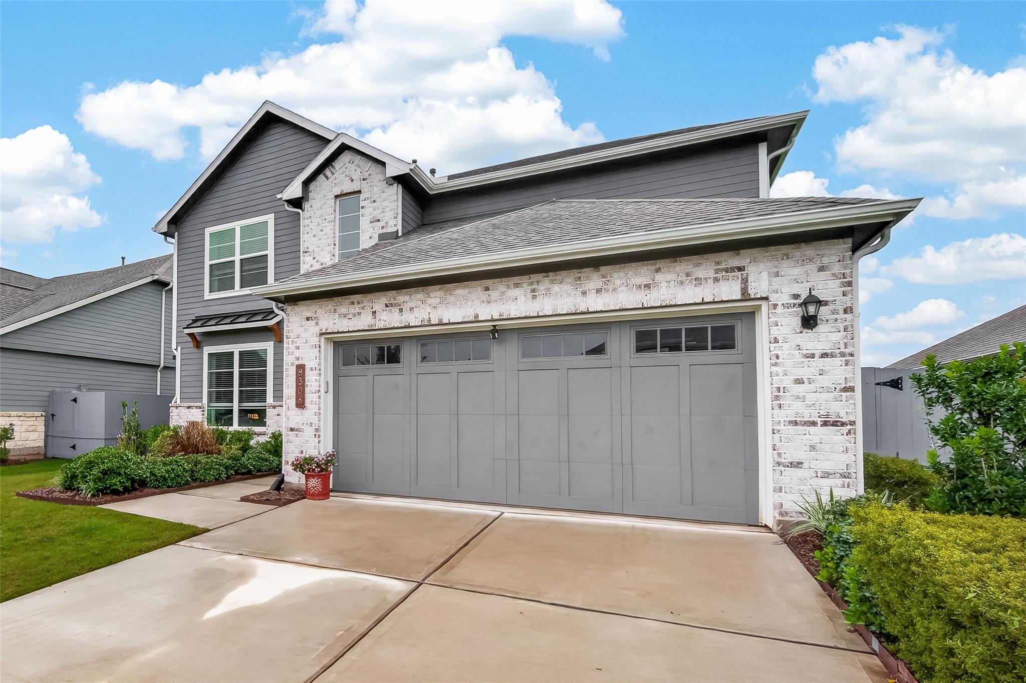8306 Calico Pennant Way