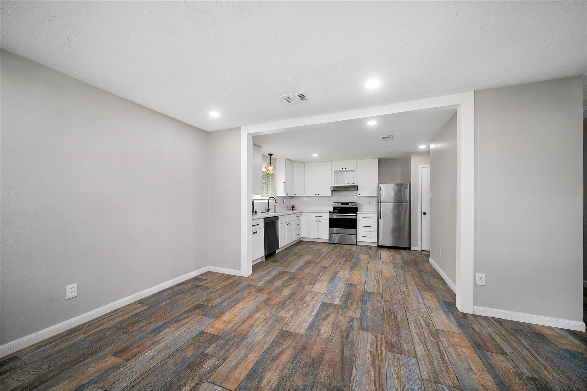 2907 Heritage House Drive