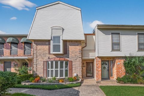 Photo of 1812 Saxony Lane, Houston, TX 77058 (MLS # 83641971)