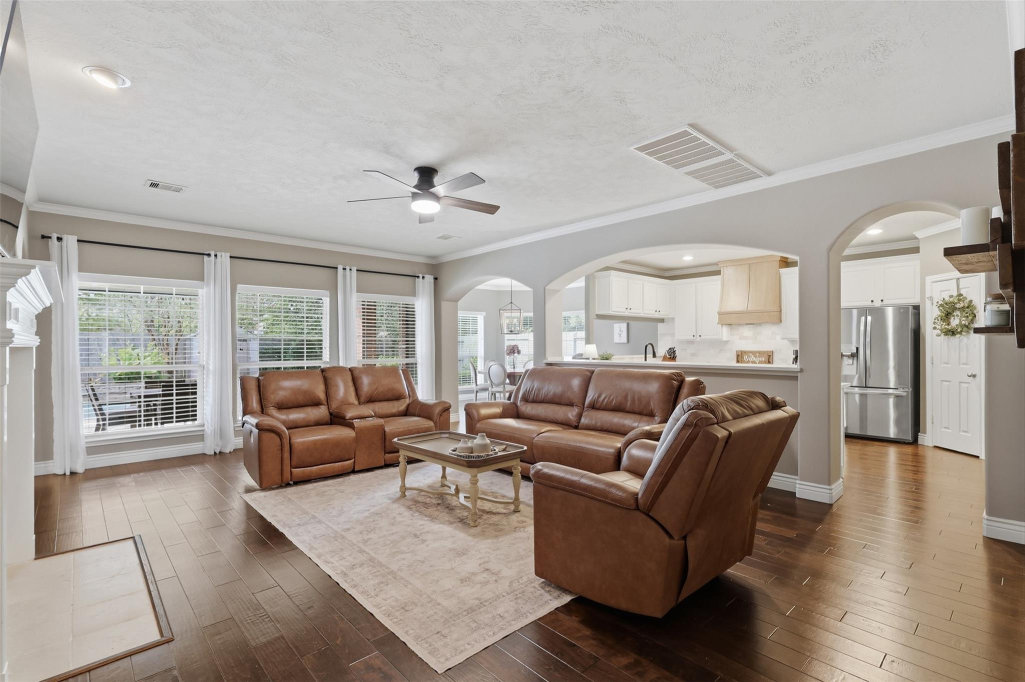 316 Falcon Lake Drive