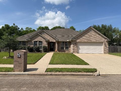 Photo of 210 Regal Lane, Liberty, TX 77575 (MLS # 45453601)