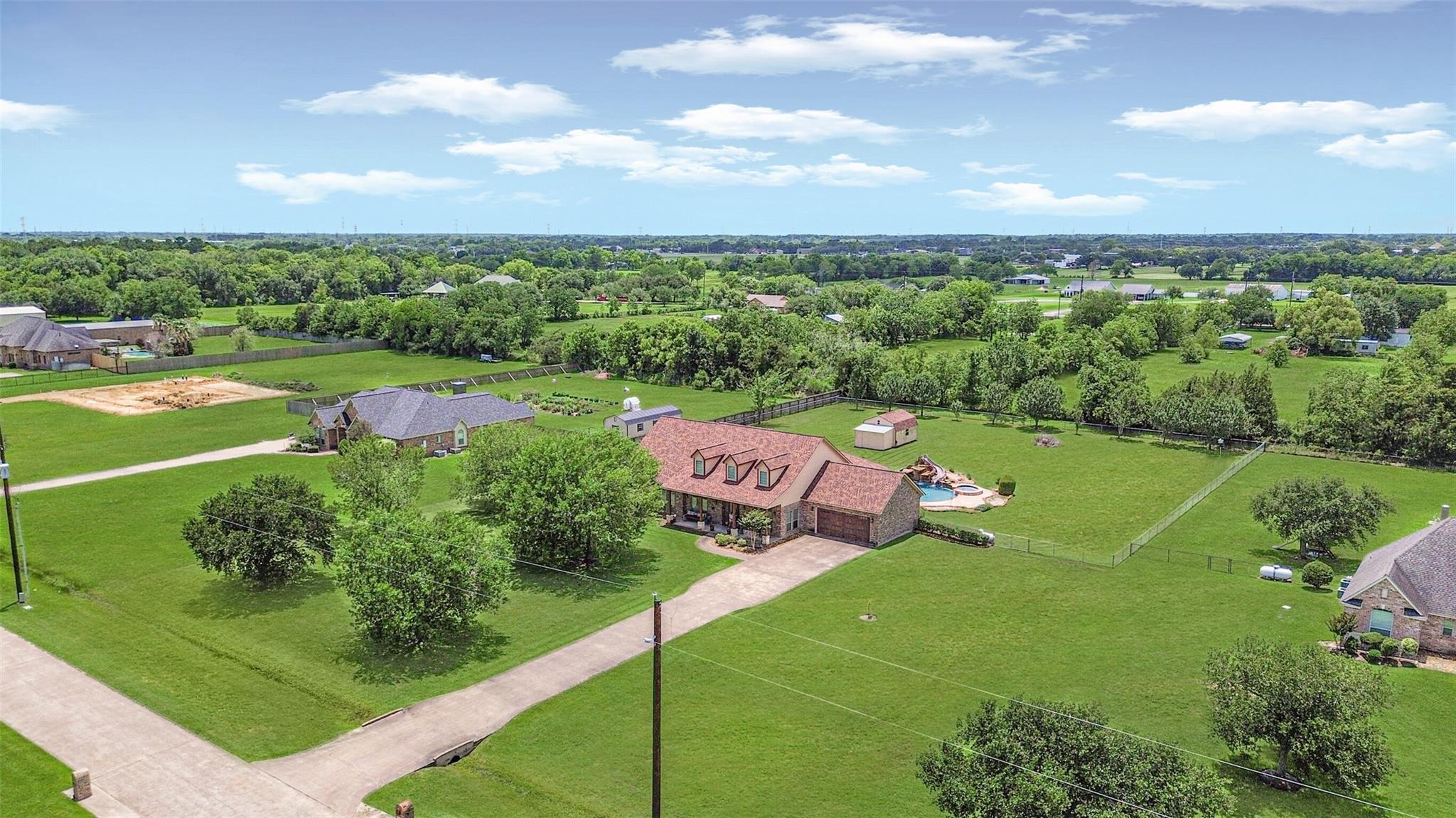 15403 Devin Lane