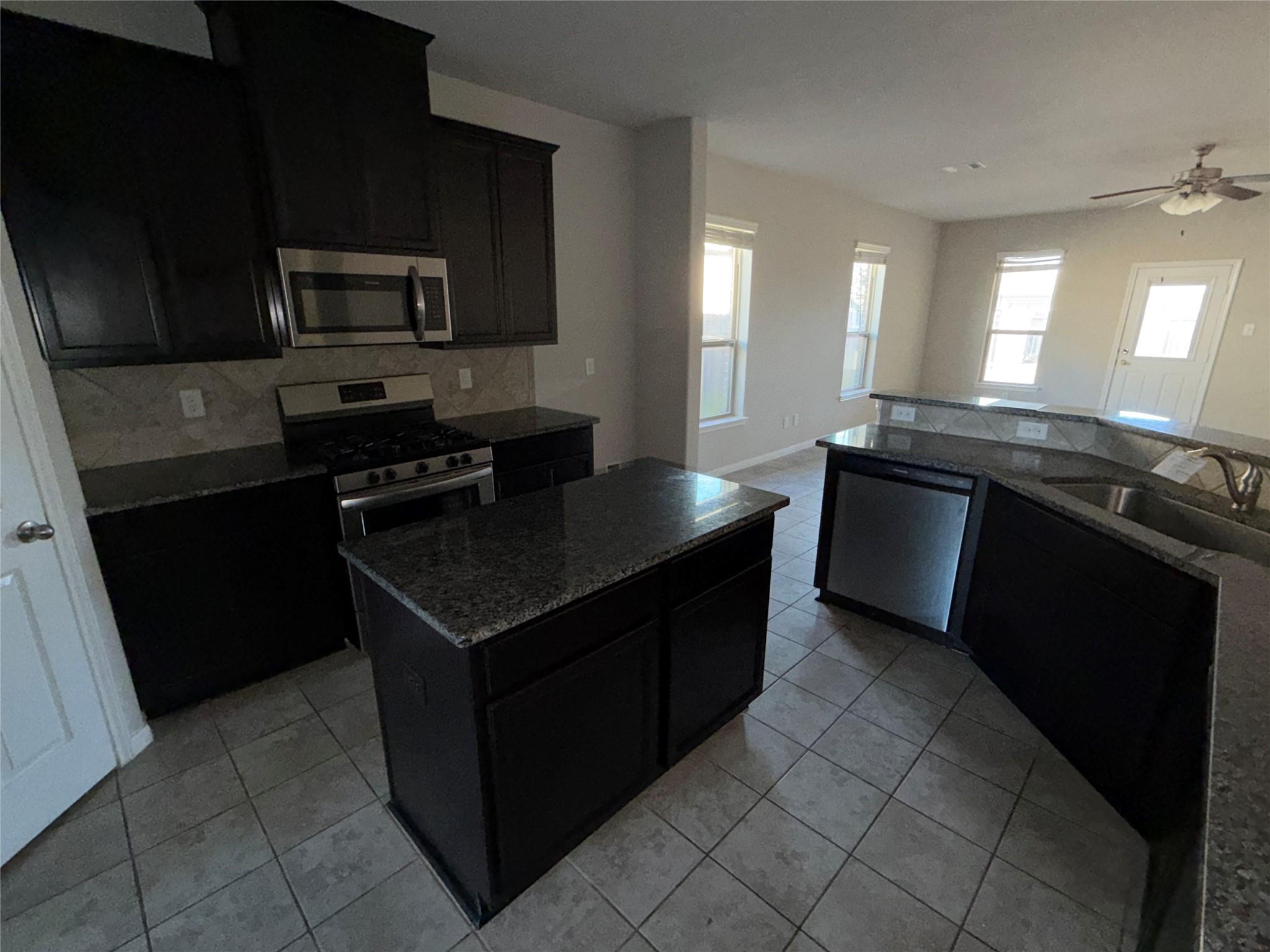 3010 Royal Albatross Drive