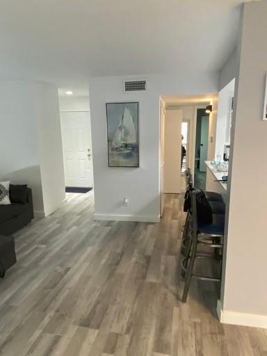7600 Emmett F Lowry Expressway 610