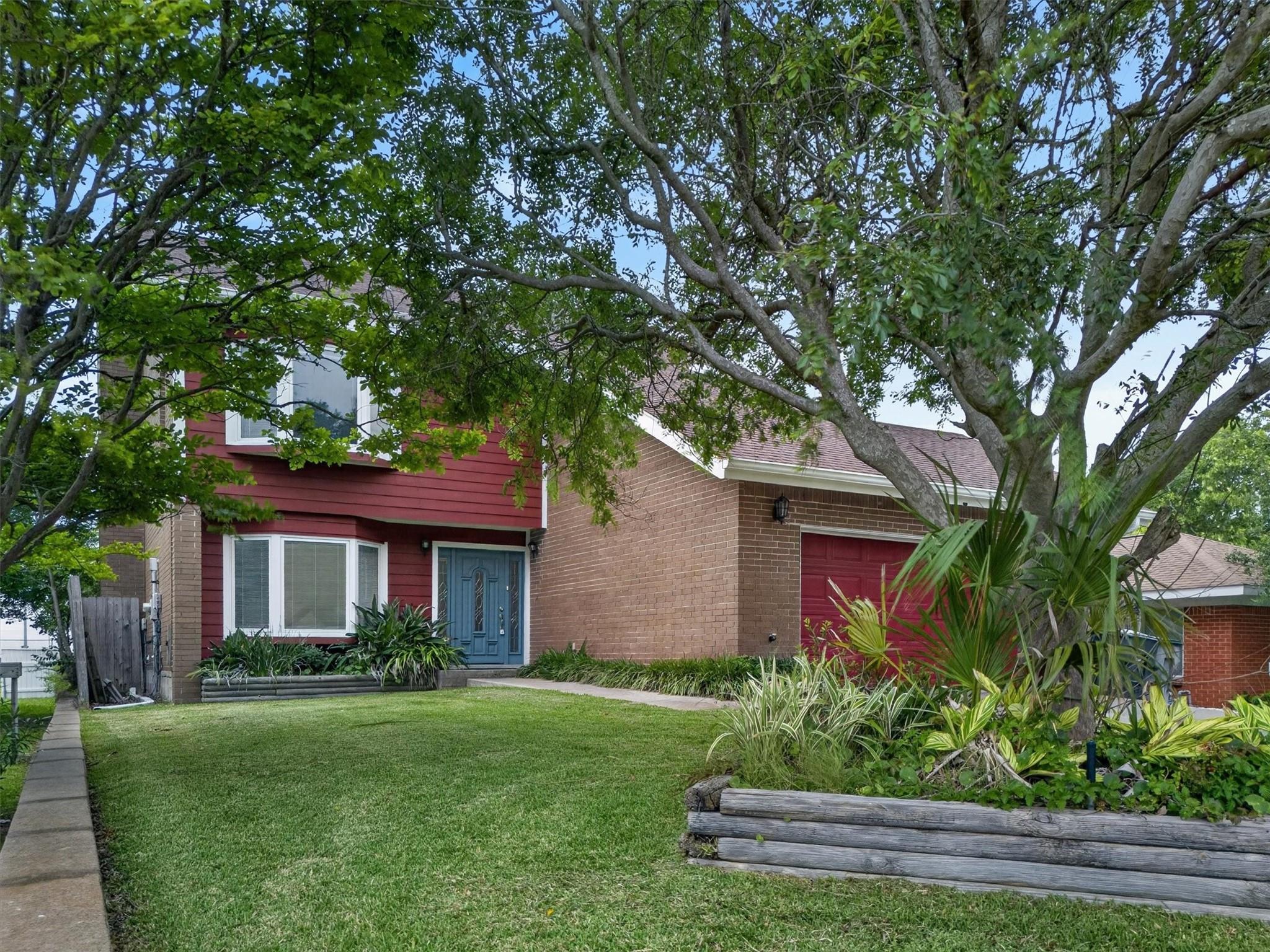 3213 Kleinmann Avenue