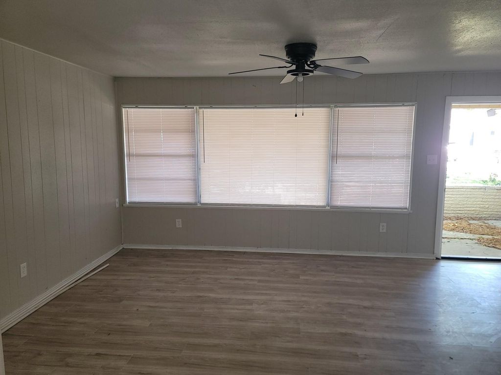 Photo of 5934 Ridgeway Drive, Houston, TX 77033 (MLS # 45080533)