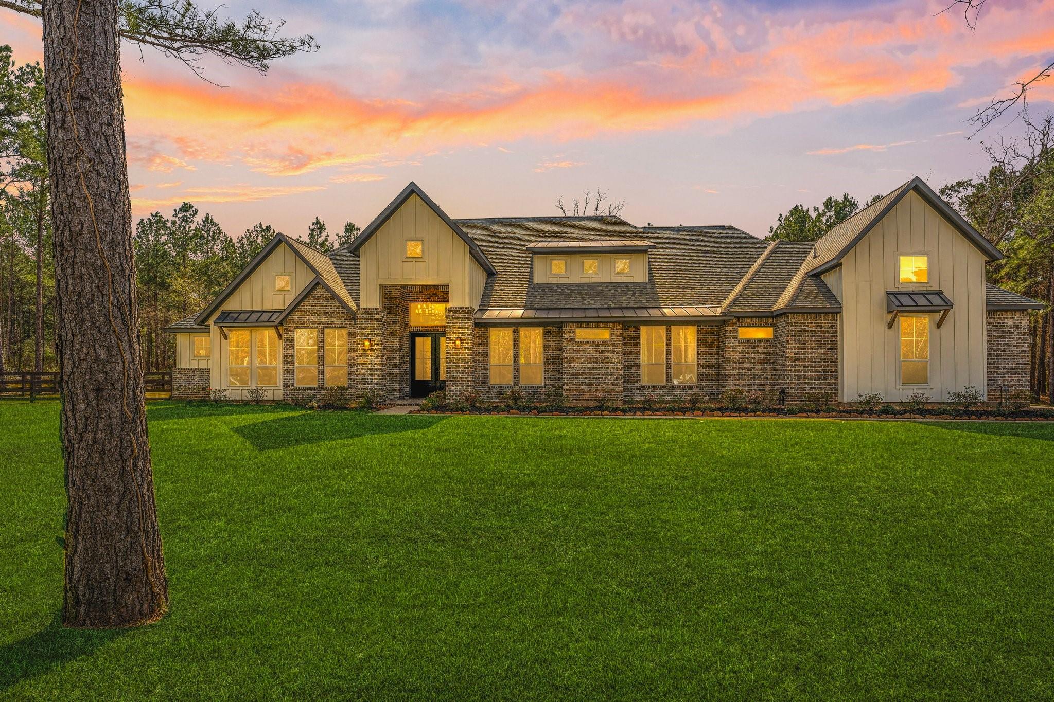 7729 Dog Wood Acres Drive