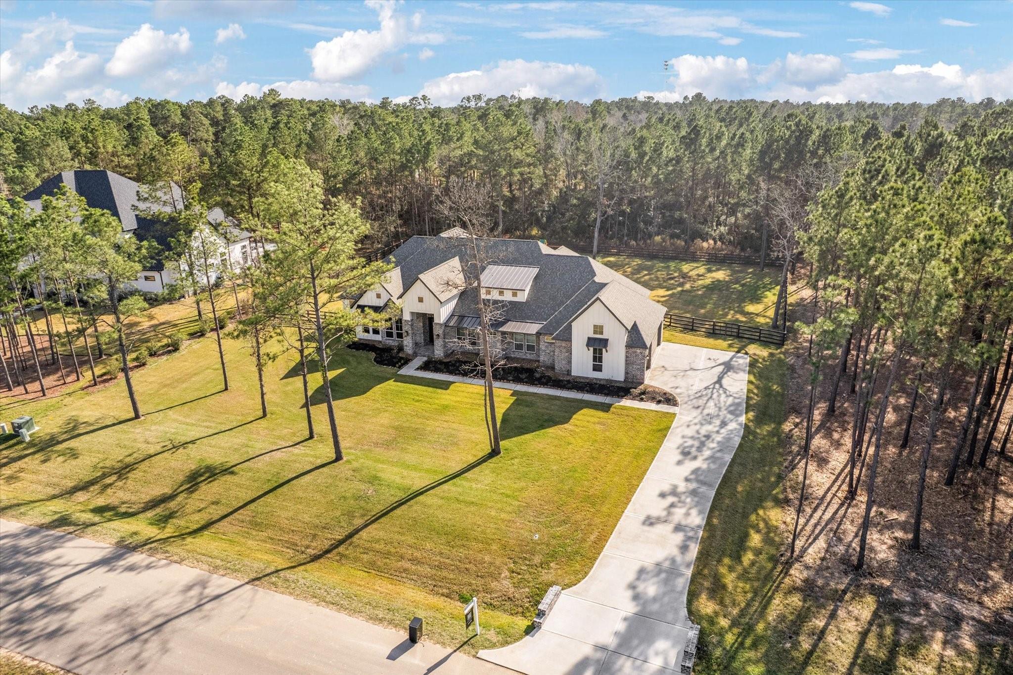 7729 Dog Wood Acres Drive