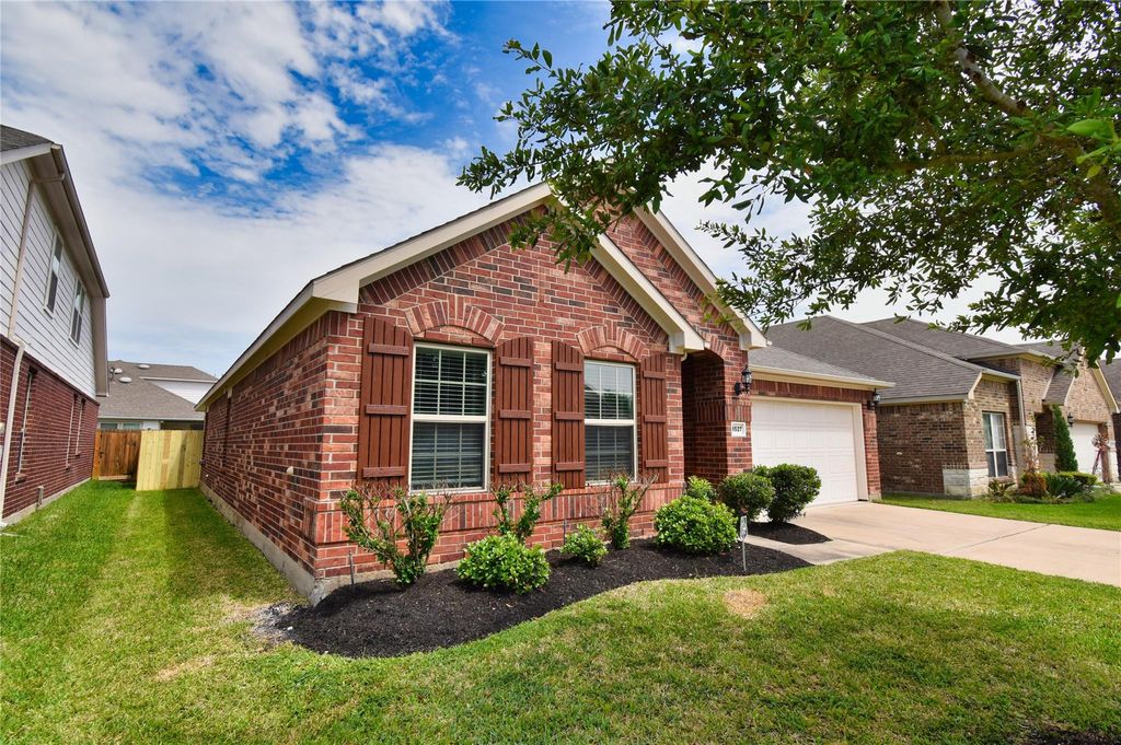 Photo of 4527 Ferndale Meadows Drive, Katy, TX 77494 (MLS # 53324549)