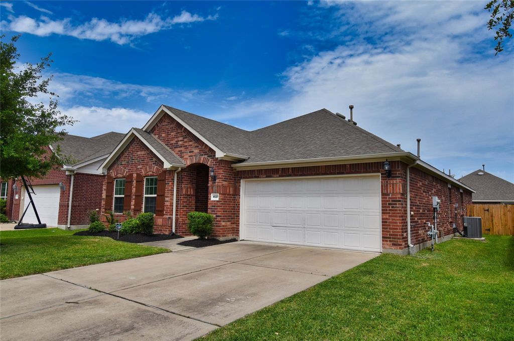Photo of 4527 Ferndale Meadows Drive, Katy, TX 77494 (MLS # 53324549)