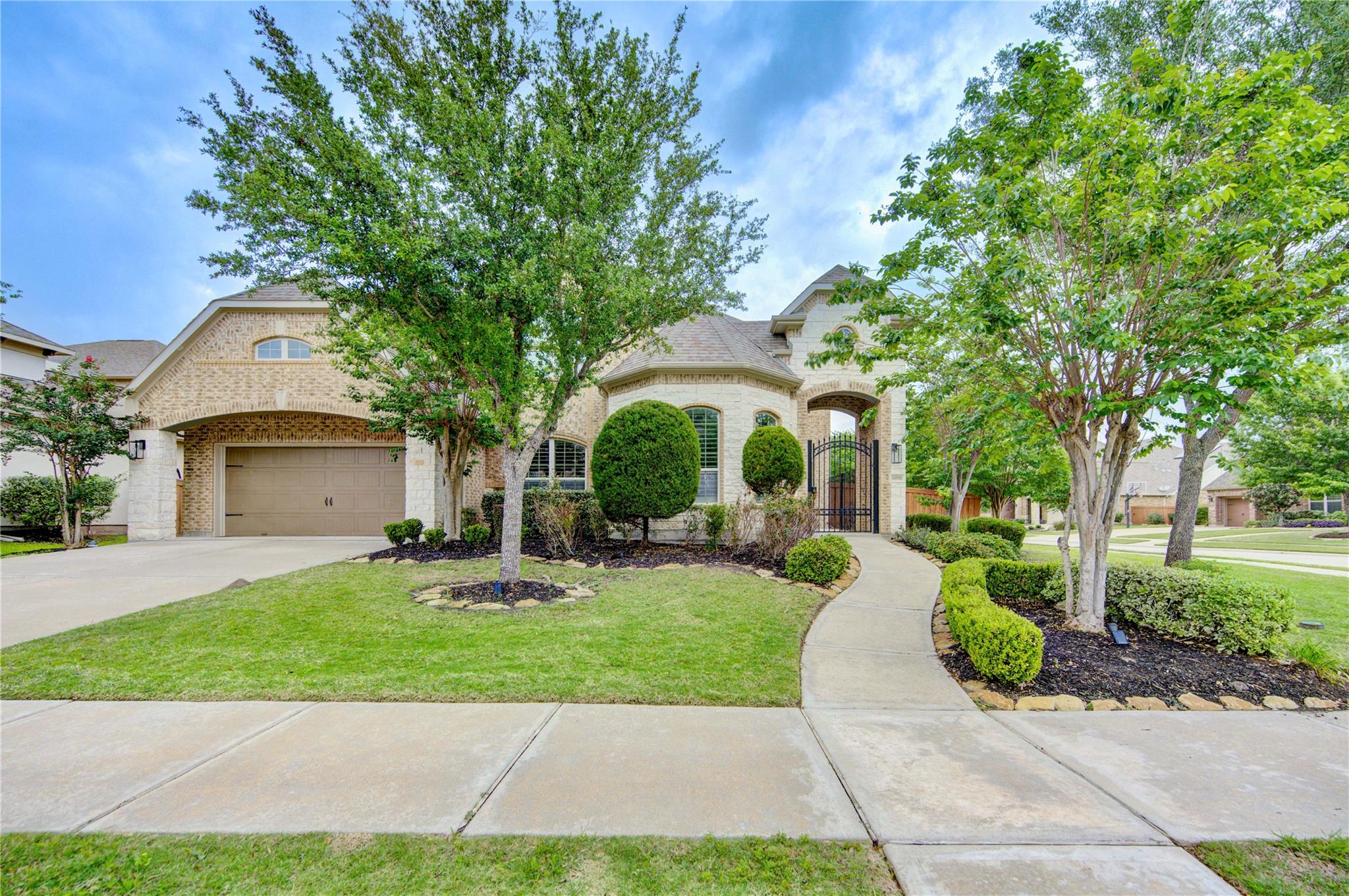 10702 Claythorne Court