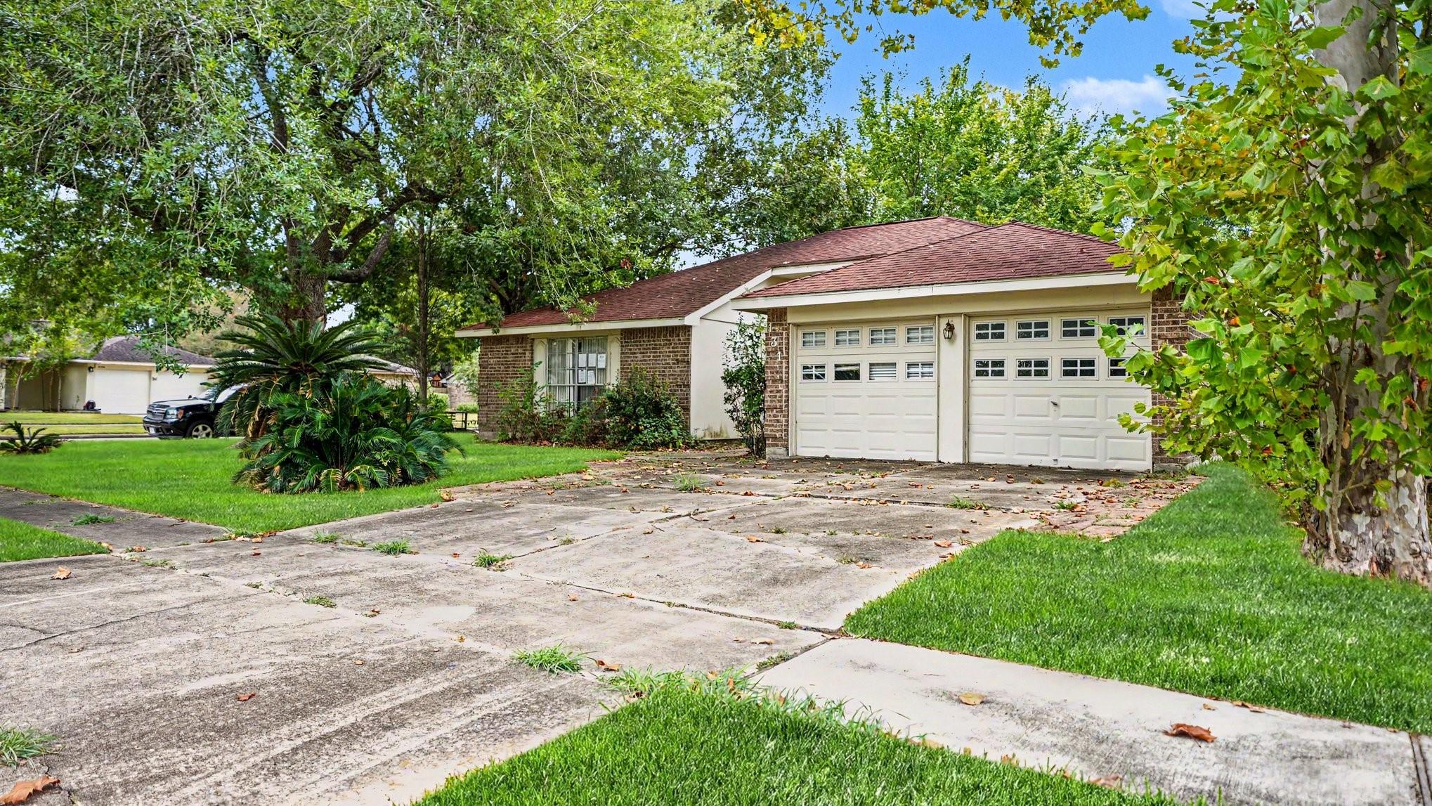 131 Meadow Bend Street