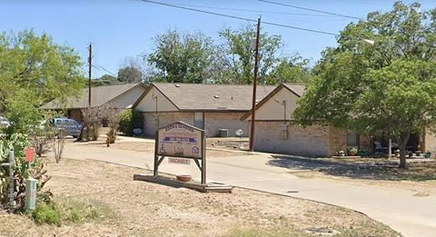 Photo of 1304 Sheffield Road, Ozona, TX 76943 (MLS # 5374974)