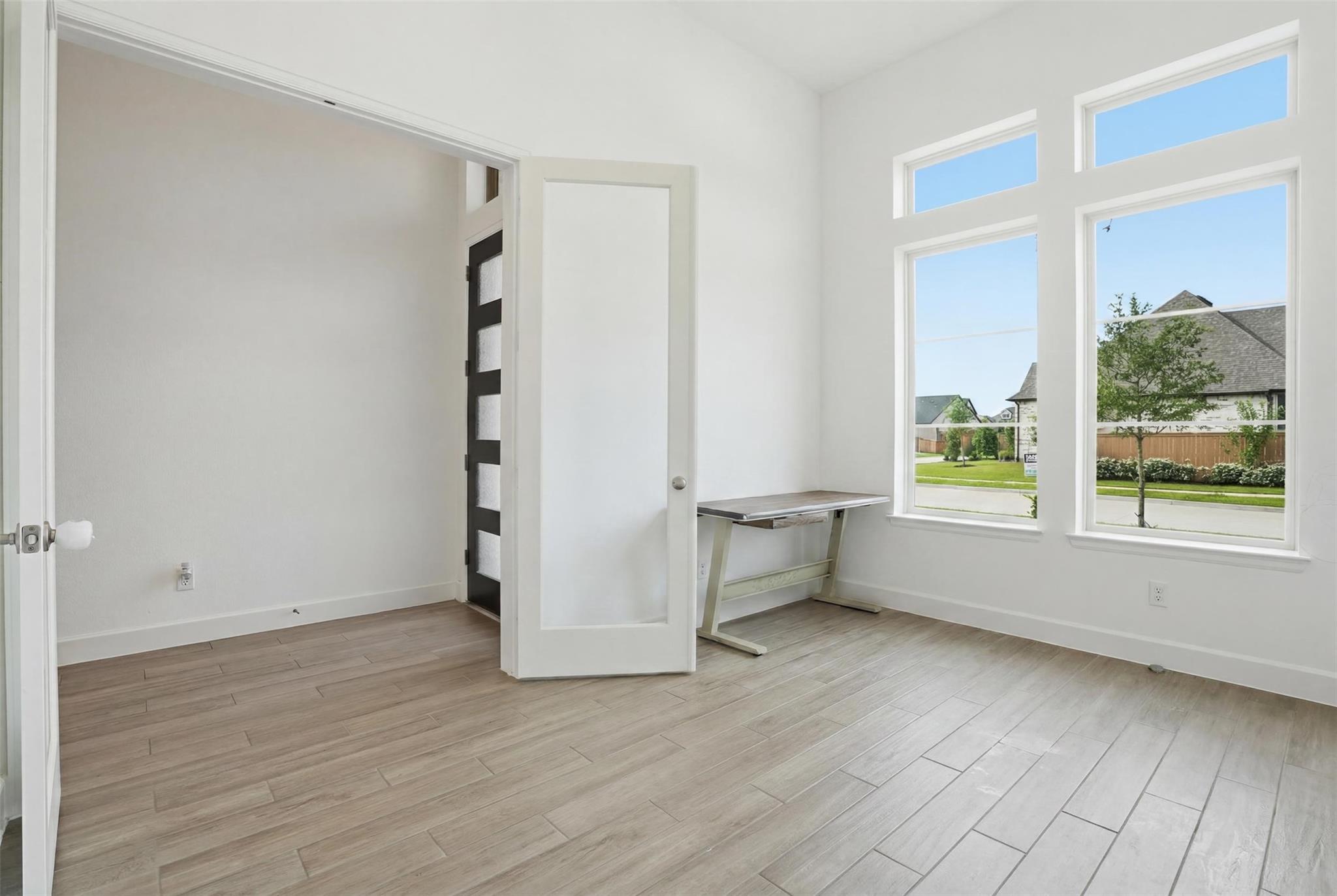 24719 Hibiscus Garden Way