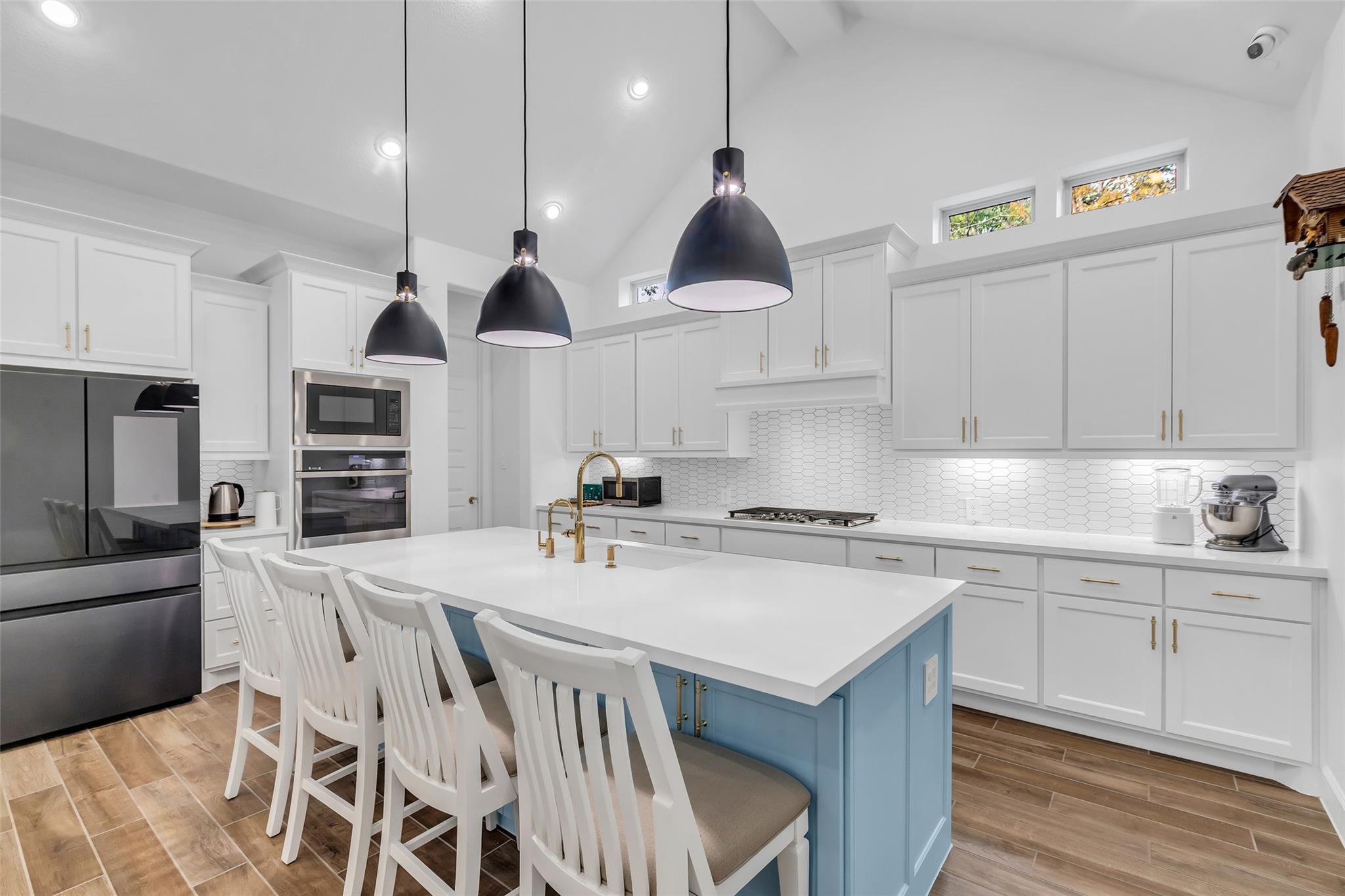 633 North Rivus Overlook Drive