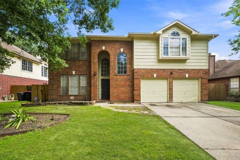 Photo of 5007 Kleinbrook Drive, Houston, TX 77066 (MLS # 45776836)