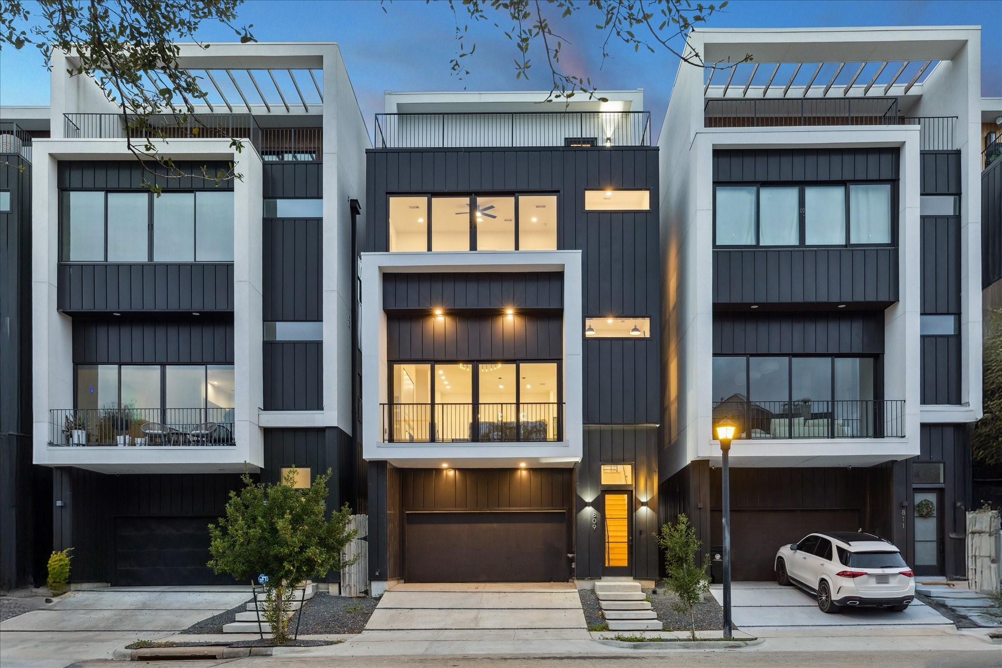 809 Memorial Heights Drive