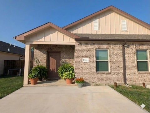 Photo of 7745 Swiftwater Lane #A, Houston, TX 77075 (MLS # 90171073)