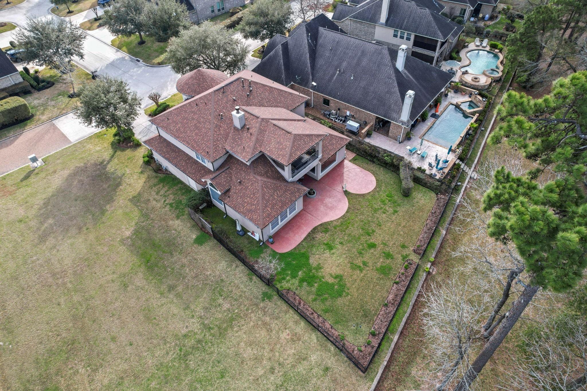 3303 N Cotswold Manor Drive