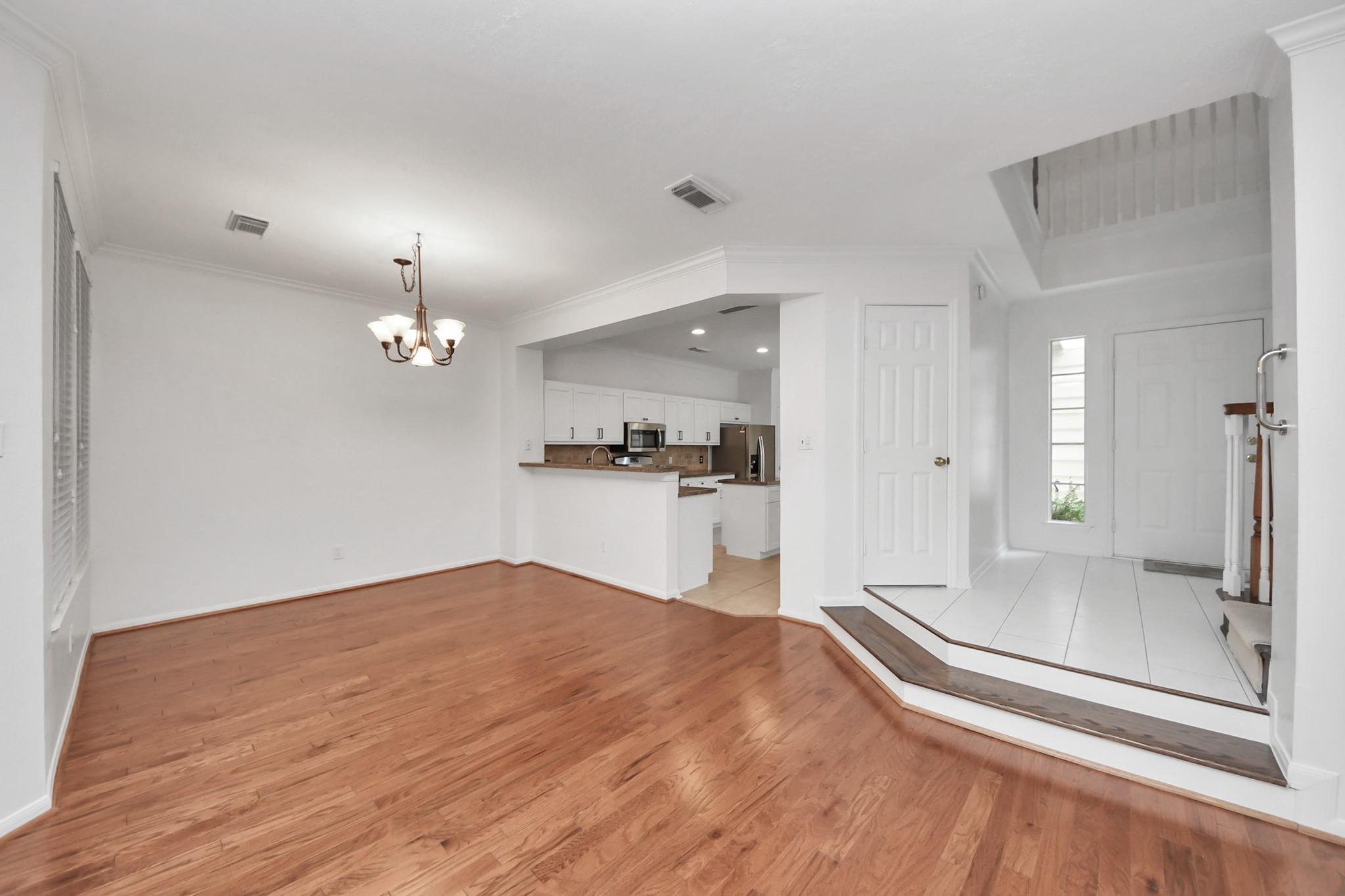 138 N Magnolia Pond Place