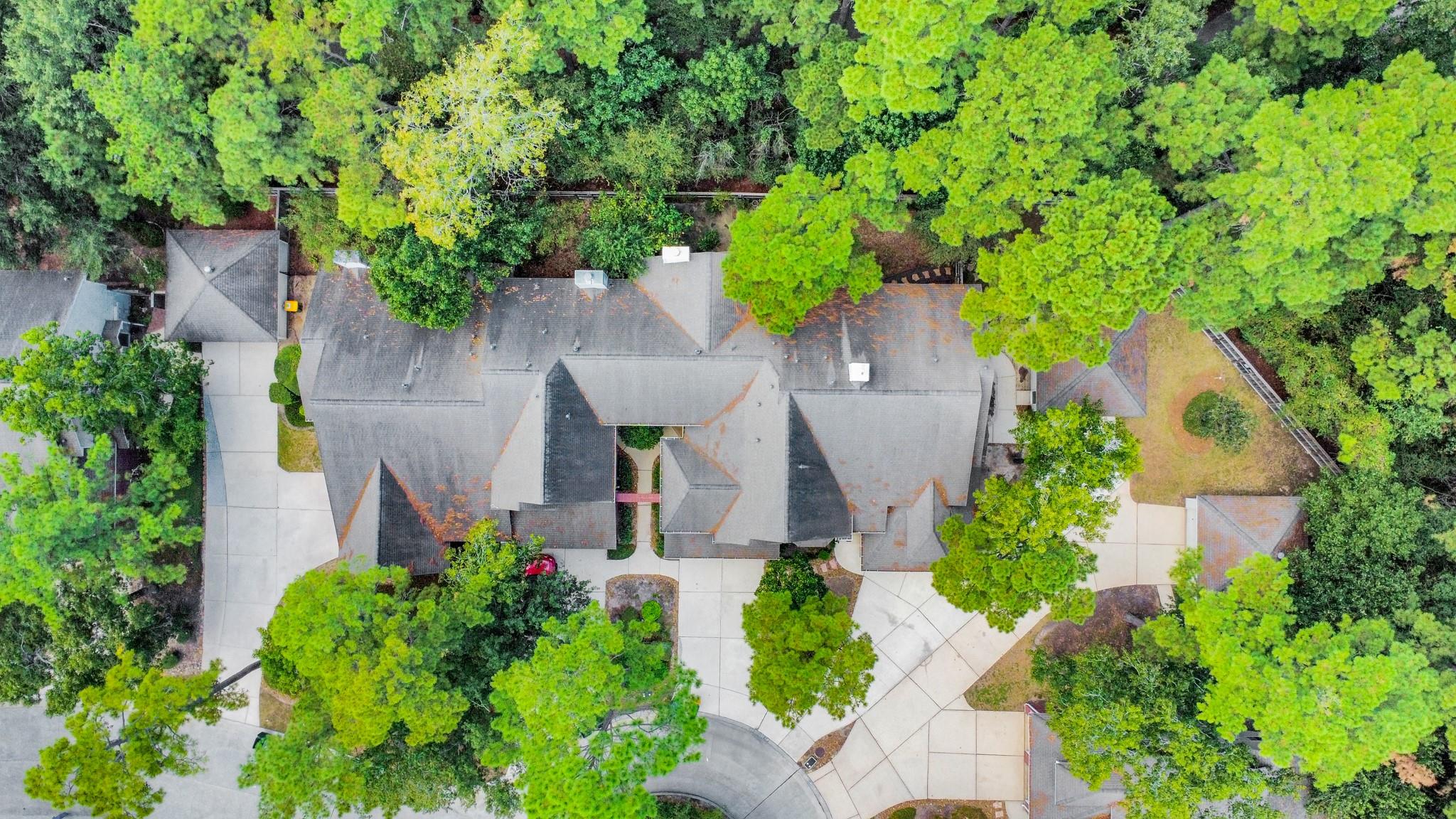 138 N Magnolia Pond Place