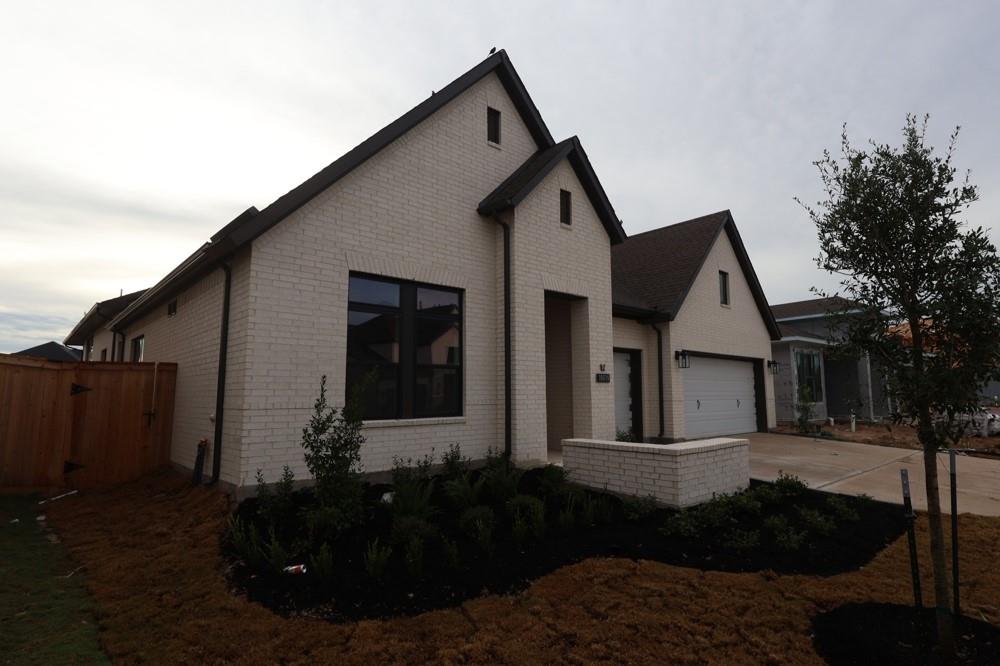 10619 Dina Yellow Drive