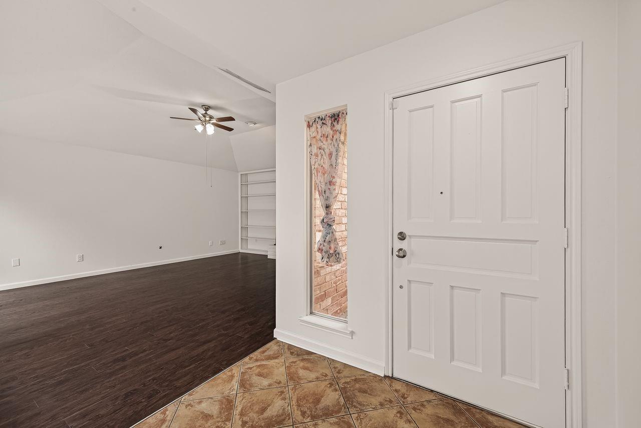 1007 Apache Falls Drive