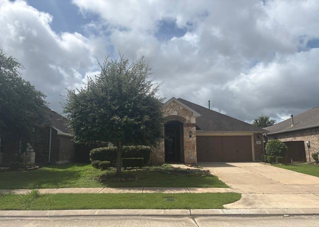 3422 Bay Drive