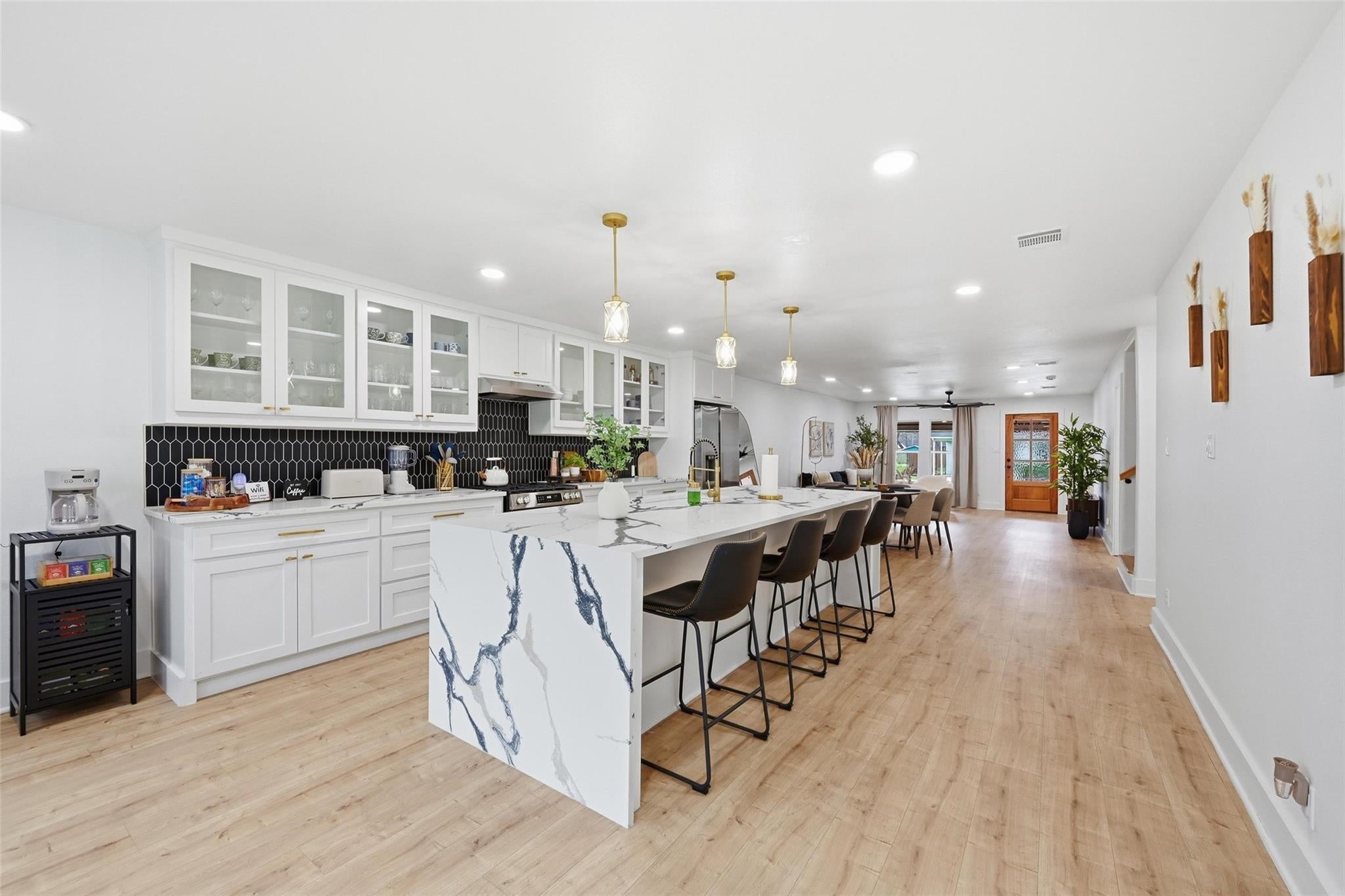 508 W White Avenue