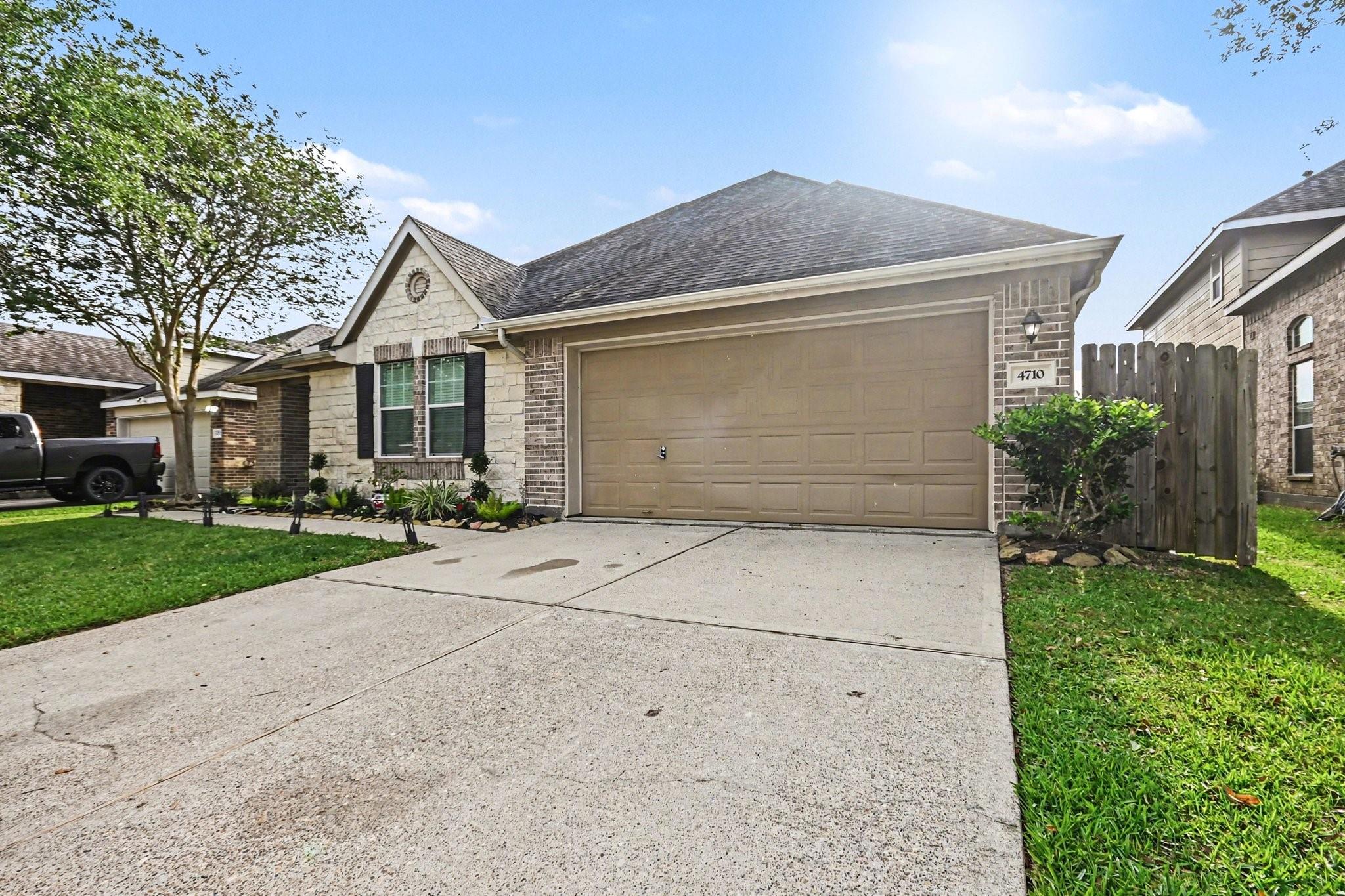 4710 Lake Rim Drive