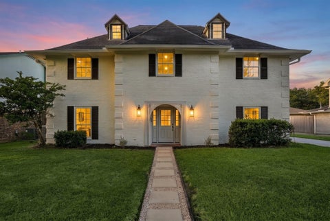 Photo of 5030 Bayou Vista Drive, Houston, TX 77091 (MLS # 3542018)