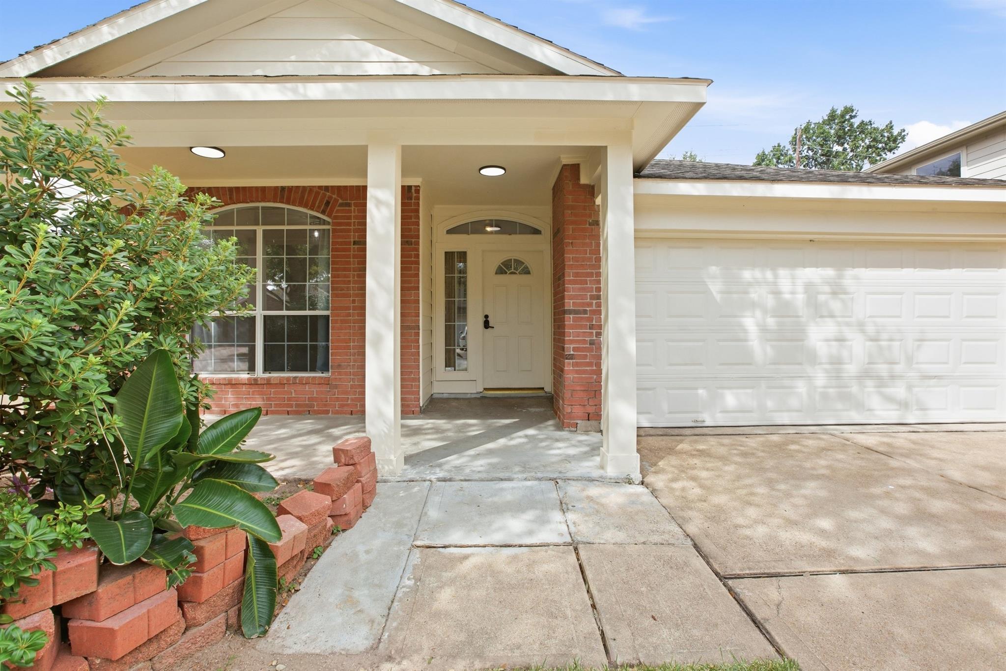 3227 Amber Meadow Dr