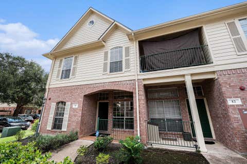 Photo of 2710 Grants Lake Boulevard #E3, Sugar Land, TX 77479 (MLS # 74241427)