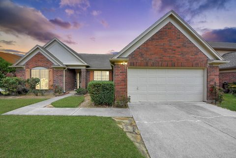 Photo of 1722 Newmark Drive, Houston, TX 77014 (MLS # 34792022)