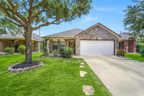 Photo of 24642 Lakecrest Village Drive, Katy, TX 77493 (MLS # 83756337)