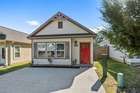 Photo of 16721 Stonefield, Montgomery, TX 77316 (MLS # 23160770)