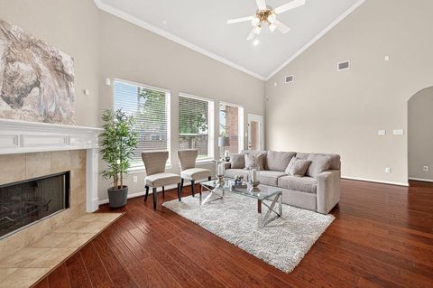 Photo of 111 S Rocky Point Circle, Spring, TX 77389 (MLS # 4188553)