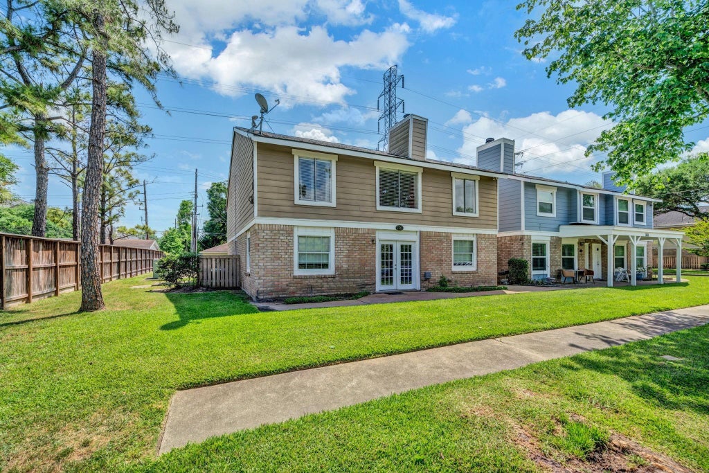 Photo of 770 Memorial Mews Street #A, Houston, TX 77079 (MLS # 76744873)