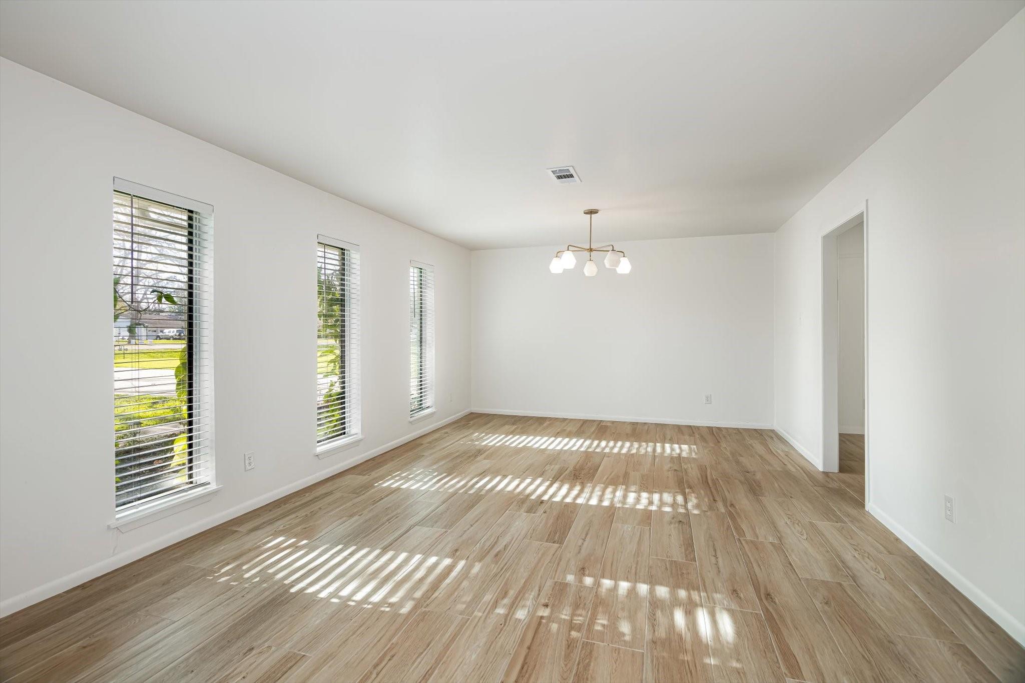 416 Southern Oaks Drive