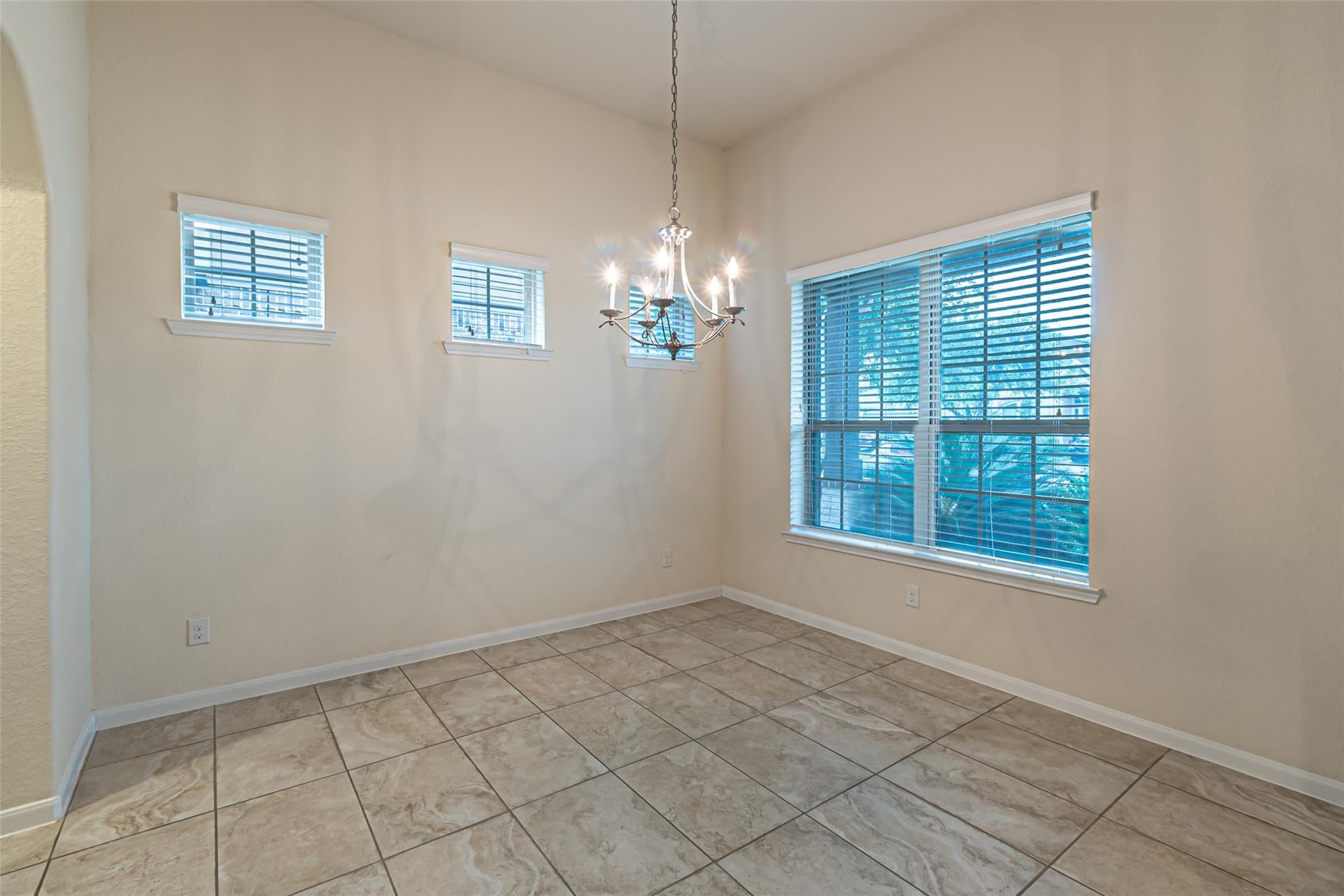 17626 Sauki Lane