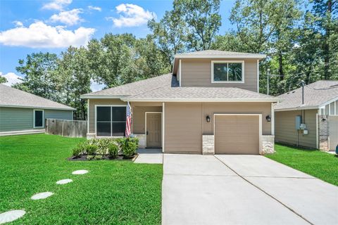 Photo of 1007 Platte River Drive, Montgomery, TX 77316 (MLS # 69739222)