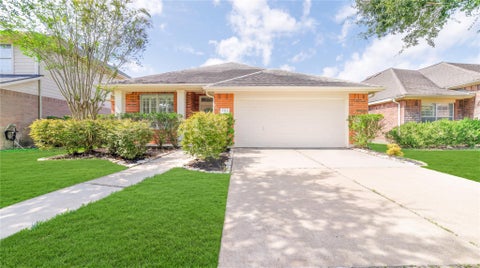 Photo of 7111 Cornflower Lane, Katy, TX 77494 (MLS # 66593491)