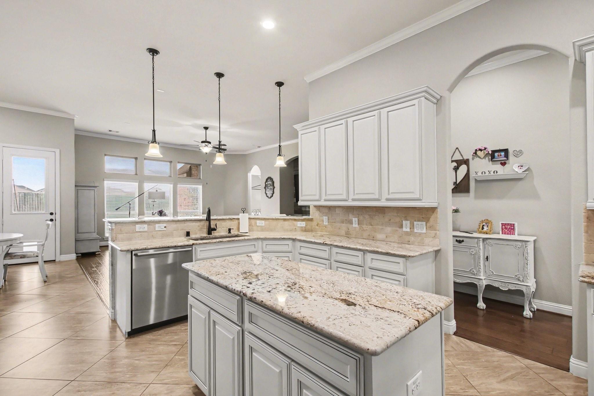 6710 Cottonwood Crest Lane