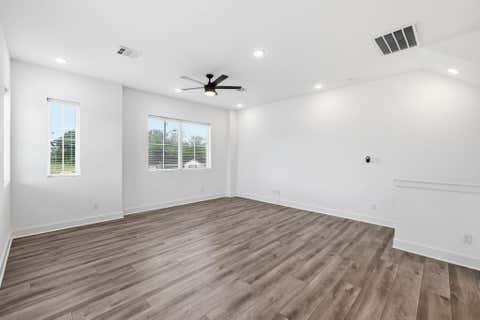 Tiny photo for 1404 Mansfield Street, Houston, TX 77091 (MLS # 52010089)