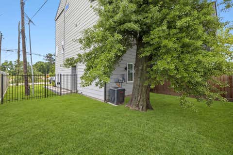 Tiny photo for 1404 Mansfield Street, Houston, TX 77091 (MLS # 52010089)