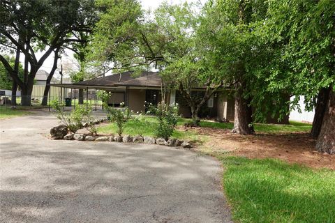 Photo of 918 Lehman Street, Houston, TX 77018 (MLS # 41191794)