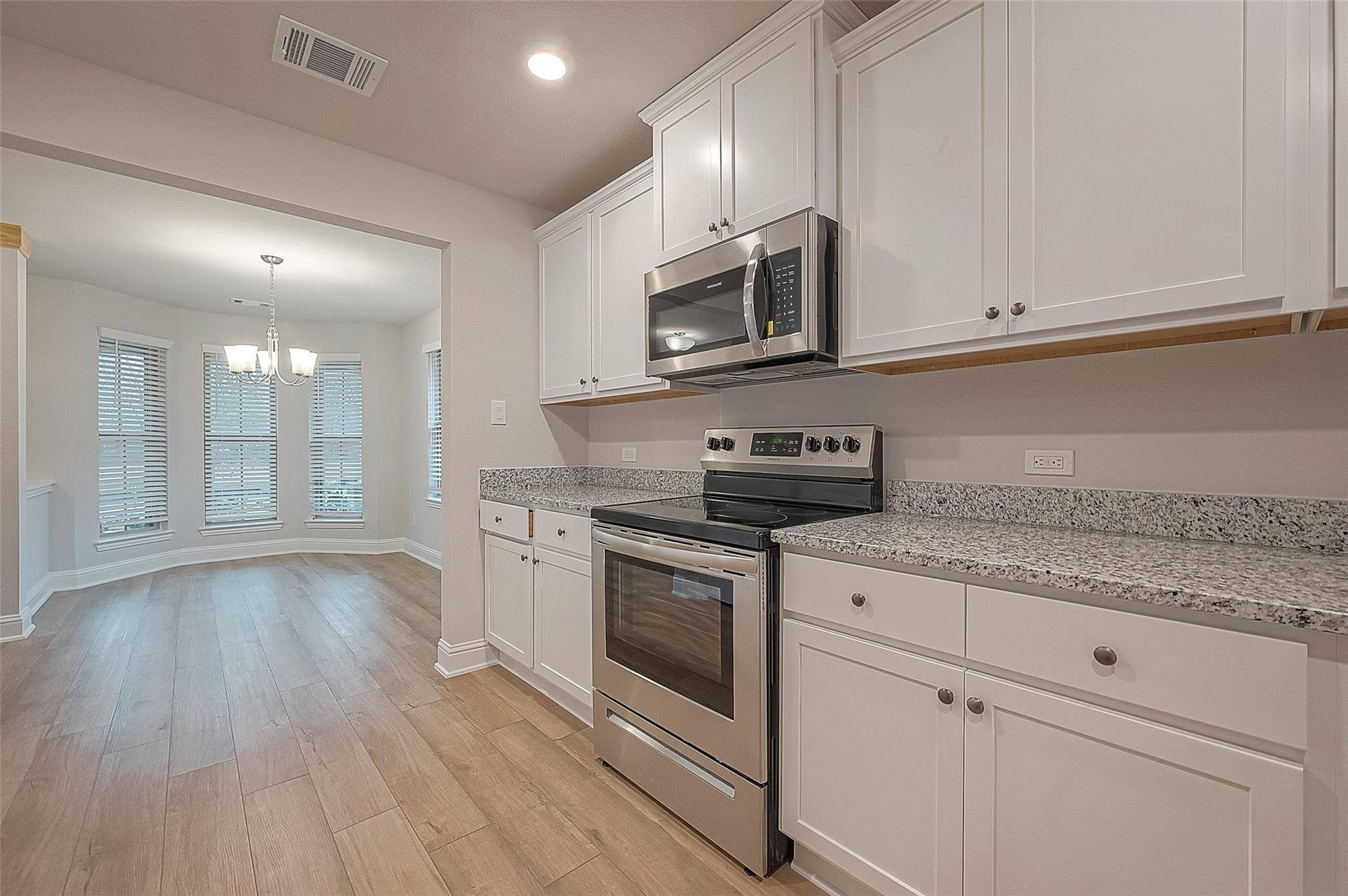 35 Greenbriar Loop